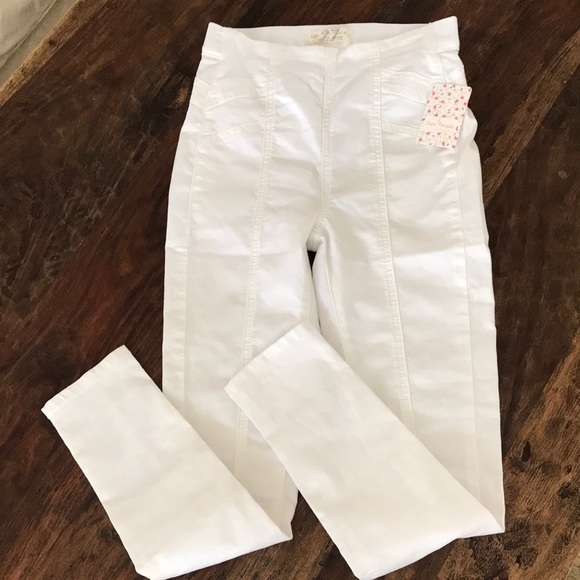 Free People White pull on style pants - Picture 5 of 12